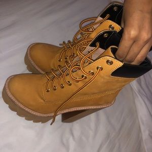 Jeffrey Campbell High heel timberland Boots
